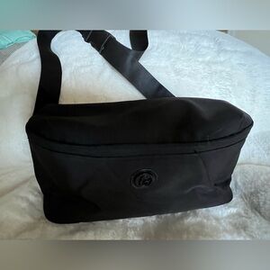 Gorgeous Joan and David travel hip bag.